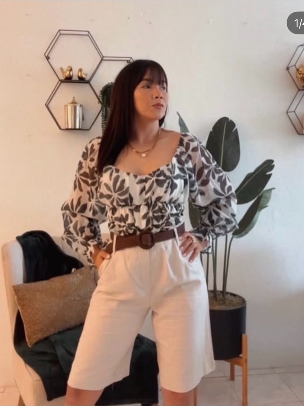 Lovetree Floral Print Puff Sheer Sleeve Peplum Blouse in Black and White